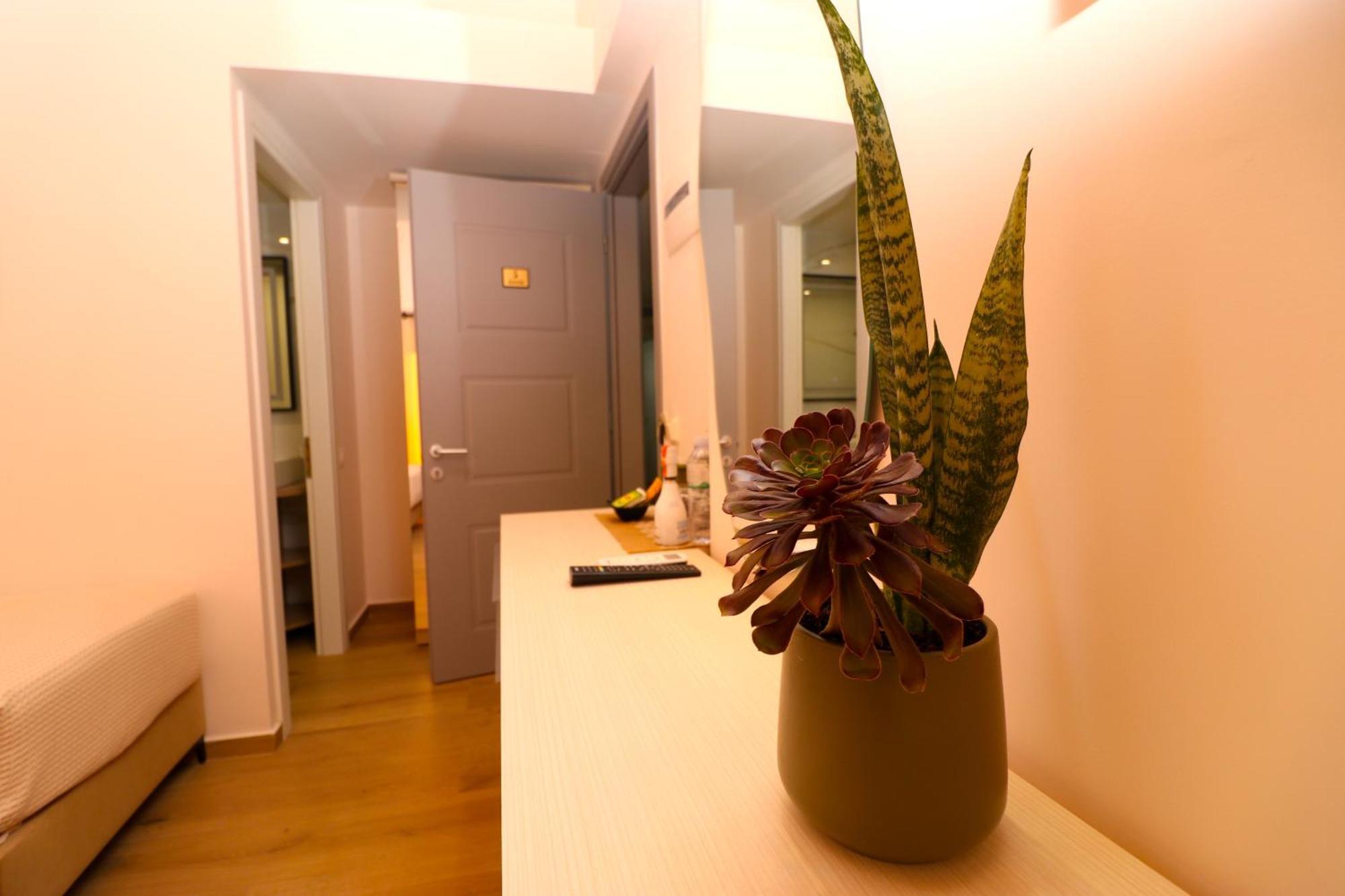 Fegi Rooms Himare Exterior photo