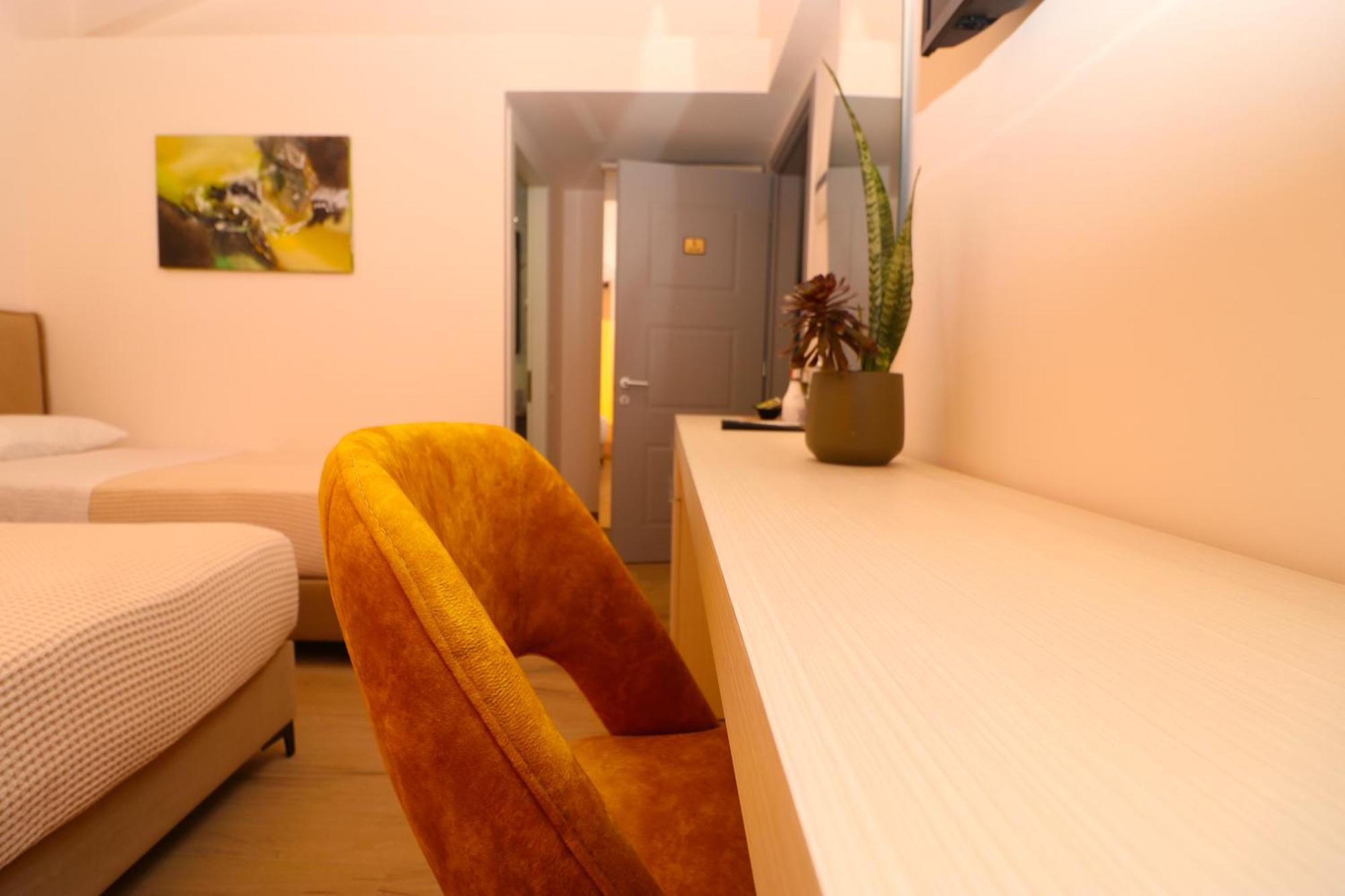 Fegi Rooms Himare Exterior photo