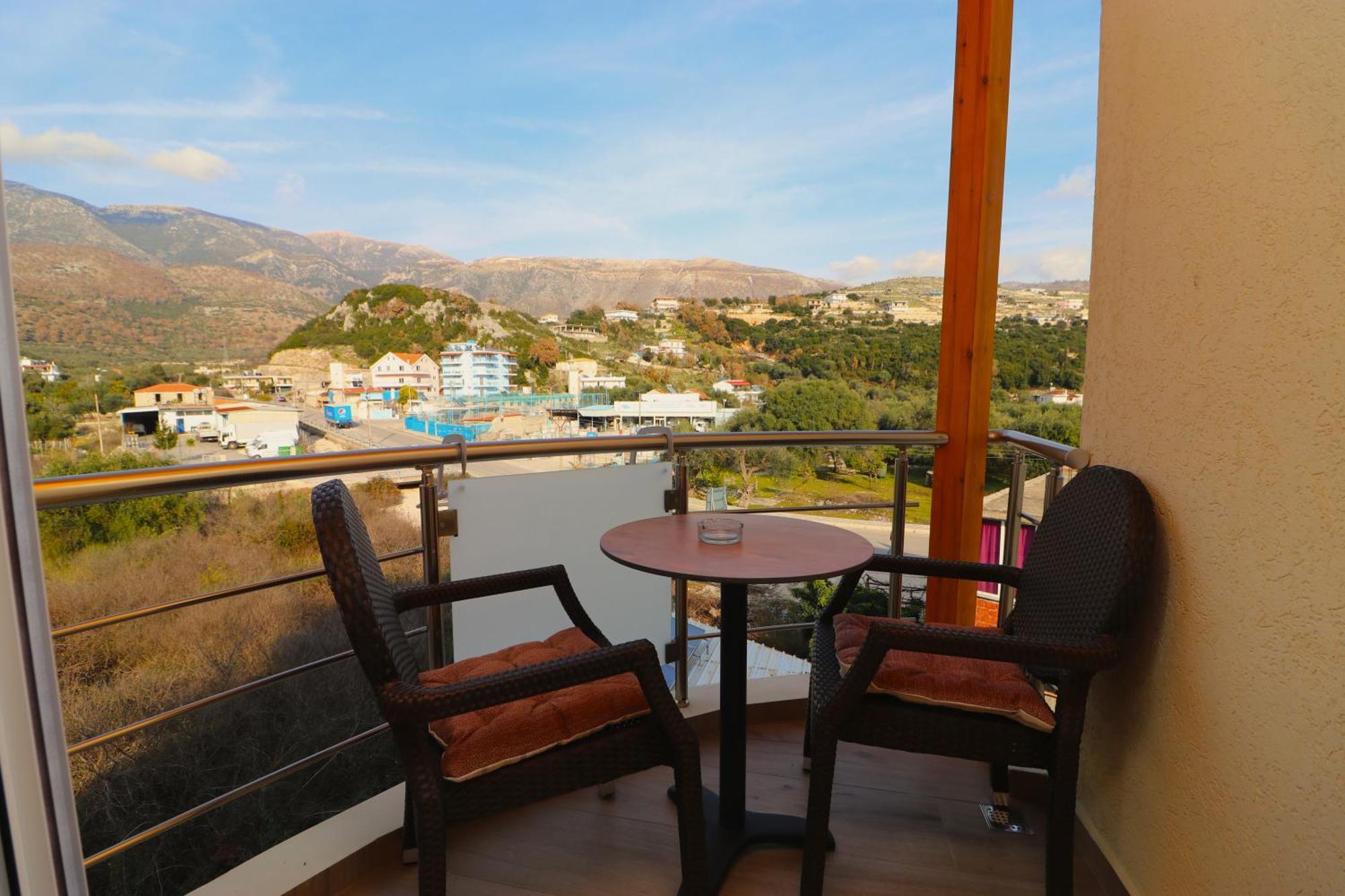 Fegi Rooms Himare Exterior photo